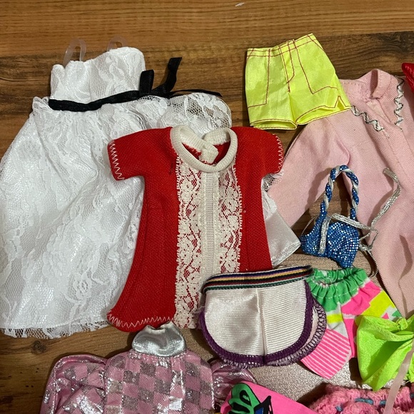 Vintage Barbie clothes - Picture 3 of 4